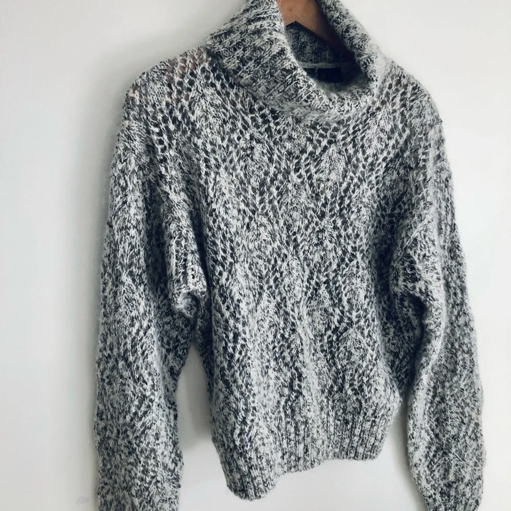 Fuzzy mohair knit sweater - Picture 10 of 14